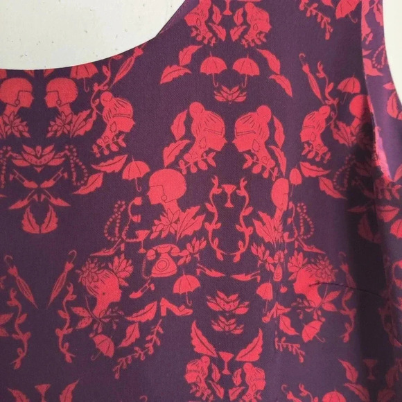 Cabi Overlay Sleeveless Blouse Retro Novelty Print Top Sz S Purple Pink - Picture 9 of 13
